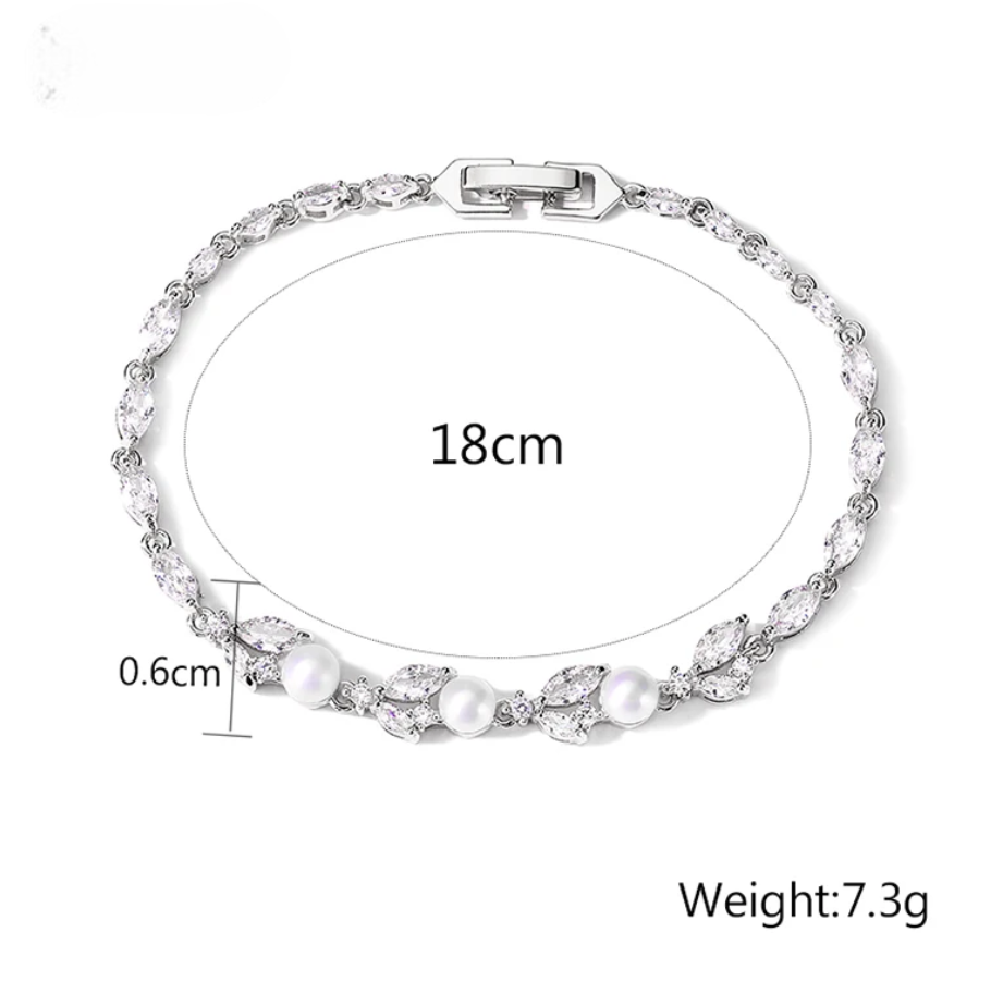 Exquisite Marquise Zircon Leaves Pearl Bracelet for Women