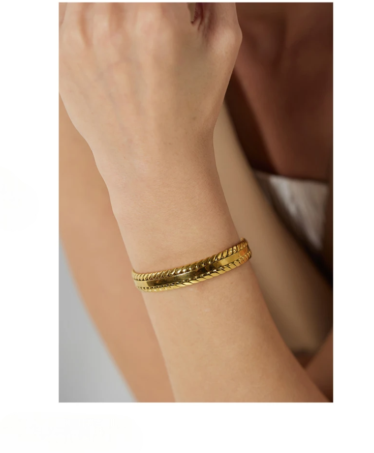 Golden Geometric Leaves Bangle Bracelet