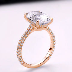 Elegant Oval-Cut Wedding Ring