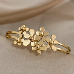 Elegant Gold-Plated Stereo Flower Cuff Bracelet