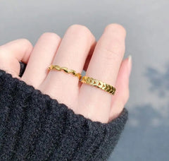 YUN RUO Vintage Geometry 18k Gold Wheat Leaves Ring