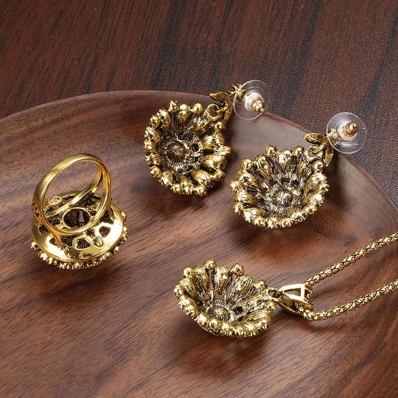 Vintage Crystal Flower Jewelry Set