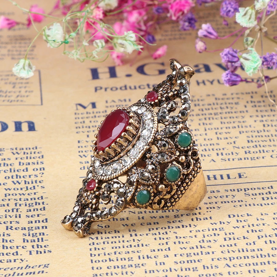 Vintage Style Blue Crystal Flower Ring