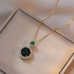 Exquisite Emerald Zircon Round Pendant Necklace Earrings Set - Temperament Jewelry Set