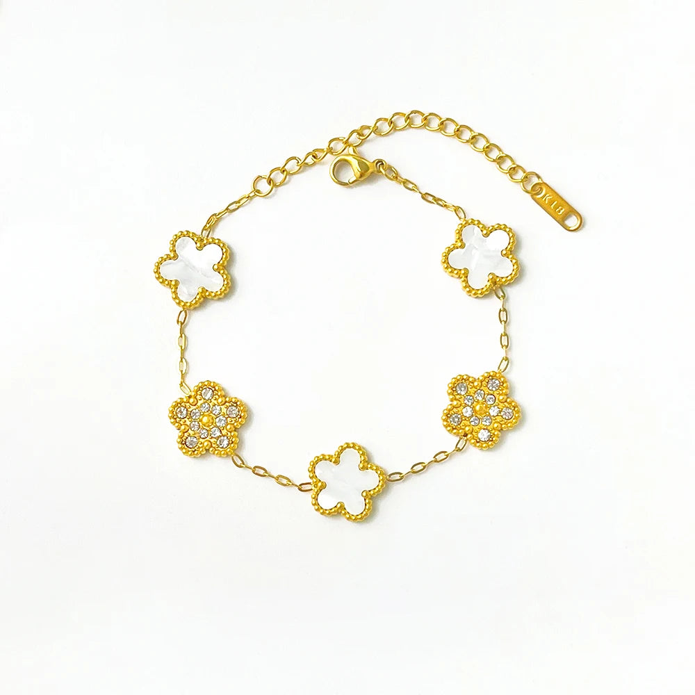 Fashionable Gold-Plated Stainless Steel Flower Bracelet for Women