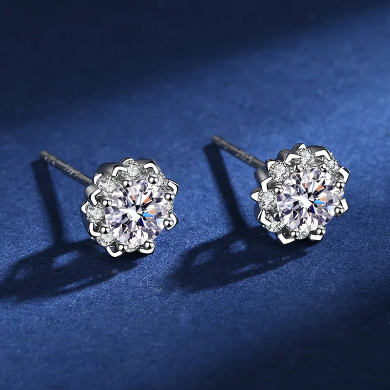 0.5 Carat Moissanite Diamond Snowflake Stud Earrings in S925 Silver