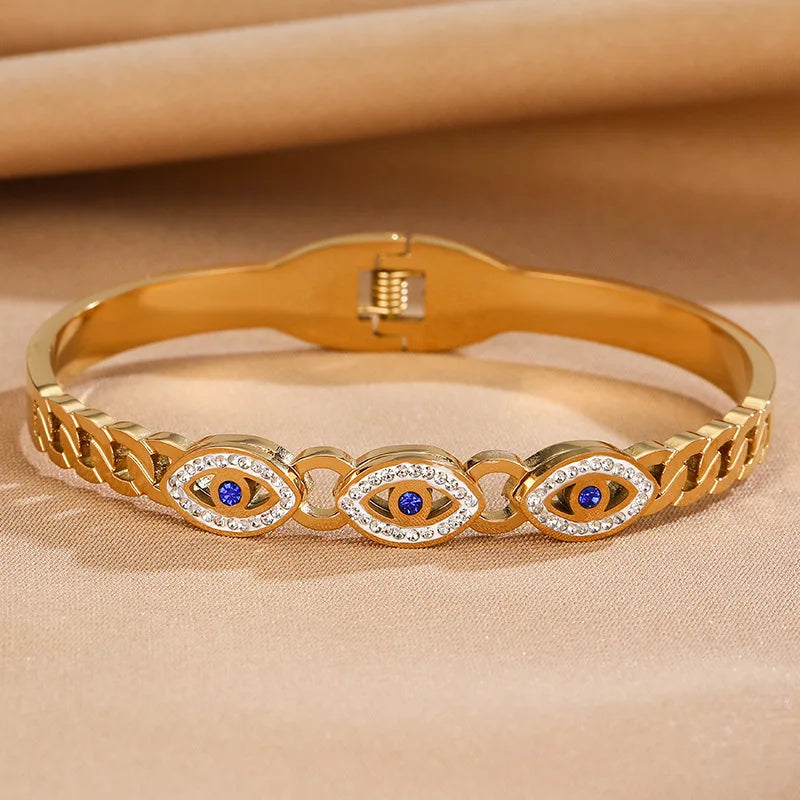 Fashionable Hollow Devil's Eye Zircon Spring Bracelet