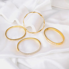 Elegant White Shell Bangle Bracelet