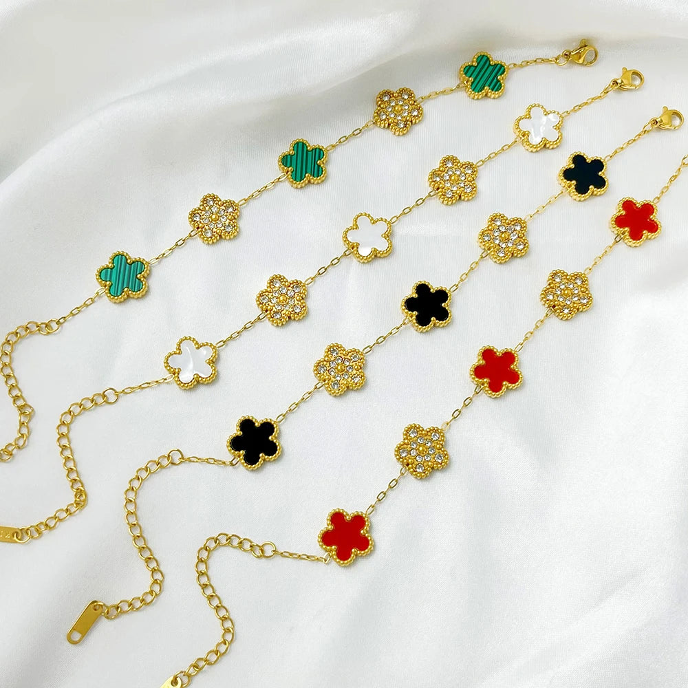 Fashionable Gold-Plated Stainless Steel Flower Bracelet for Women