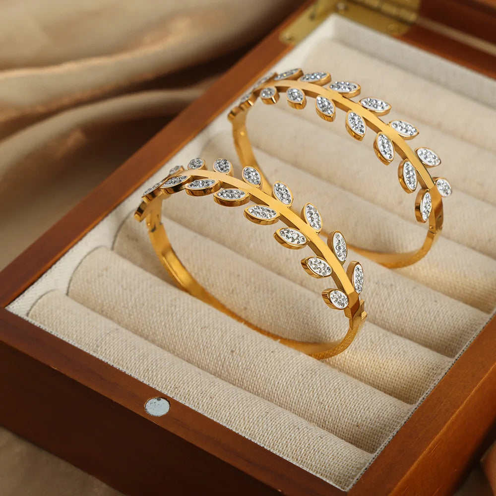 Round Circle Clover Bangles Bracelet for Women