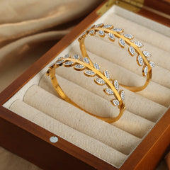 Round Circle Clover Bangles Bracelet for Women