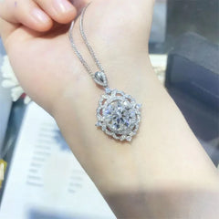 Exquisite 5 Carat Moissanite Pendant Necklace