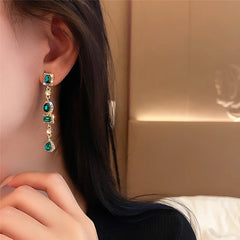 2024 New Vintage-Inspired Green and Gold Pearl Tassel Drop Earrings for Women