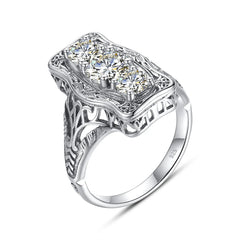 Elegant Vintage 3-Stone Moissanite Ring