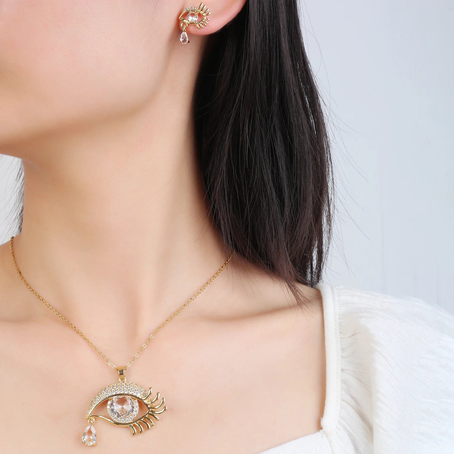 Exquisite Crystal Evil Eye Necklace - Copper Gold Plated O Chain Necklace for Women