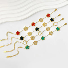 Fashionable Gold-Plated Stainless Steel Flower Bracelet for Women