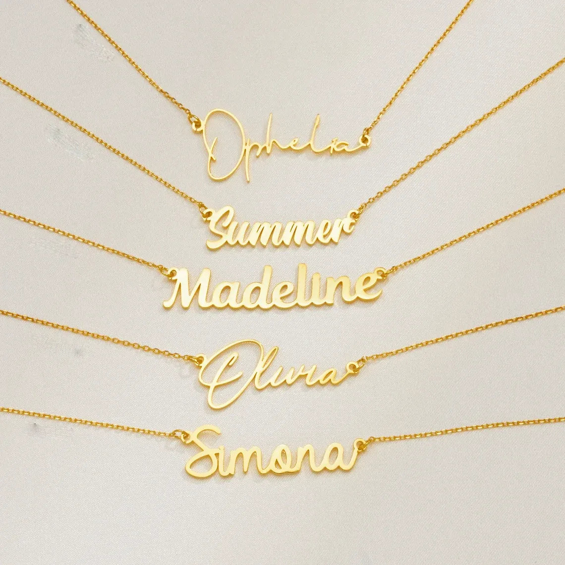 Trendy Personalized Name Pendant Necklace