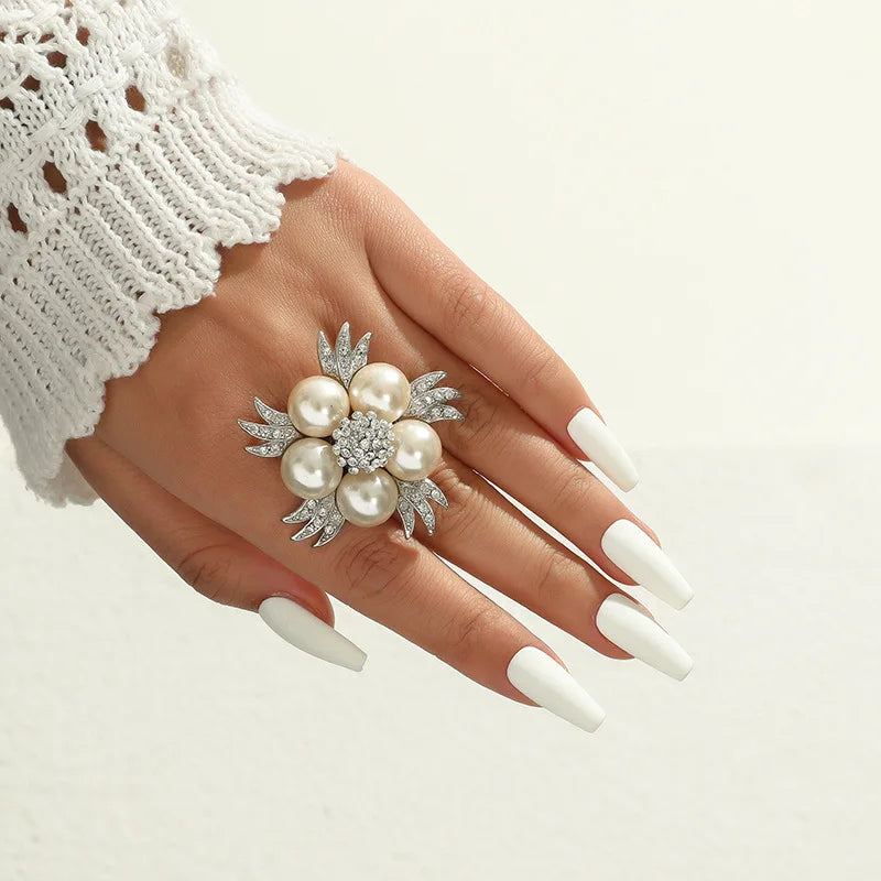 Ethnic Style Floral Ring with Pearl and Zircon Embellishments